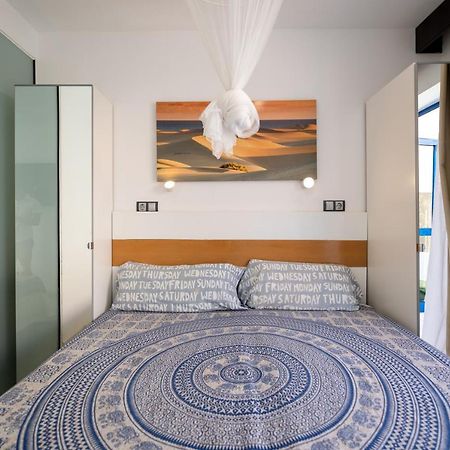 Apartamentos Playa Feliz Playa del Ingles  Bagian luar foto